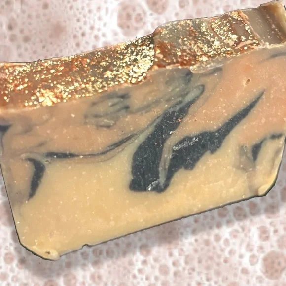 handcrafted soap, enriched with nourishing oils, goat milk, and kaolin clay - Picture 3 of 3
